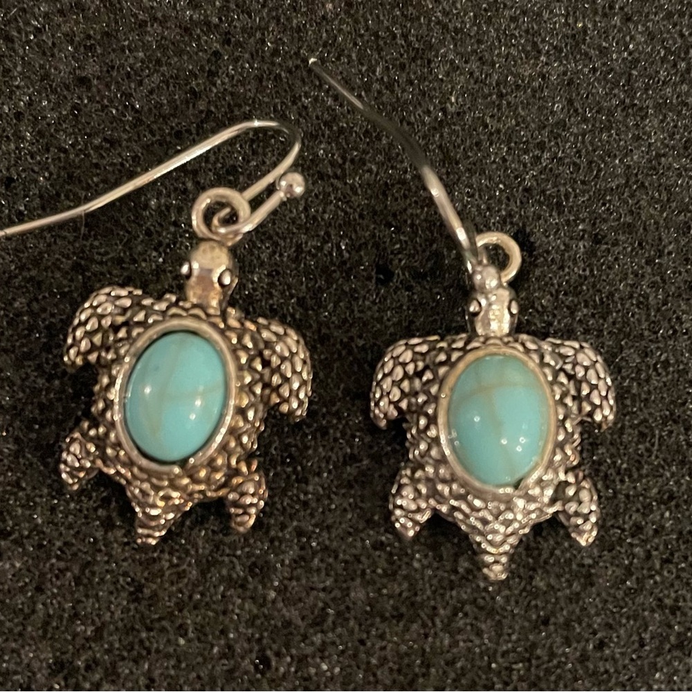 Silver Tone Turtle Earrings with Turquoise Colour Stone NIB
